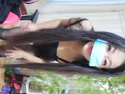 Salope asiatique se masturbant